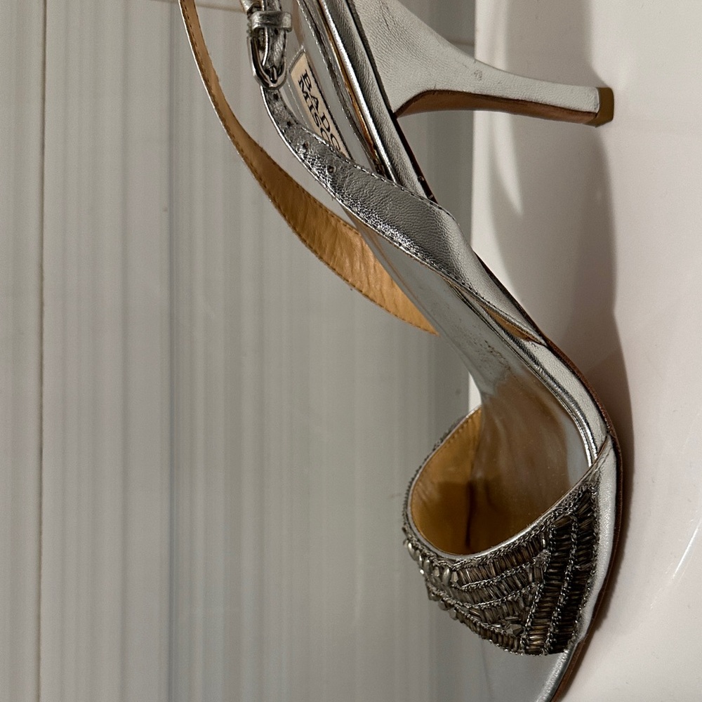 Badgley Mischka Silver Strappy Heels